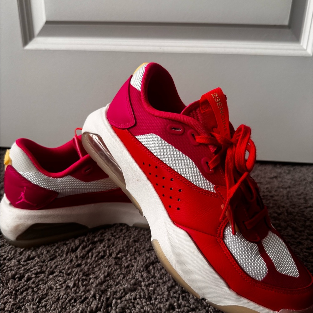 Nike Women's Sneakers Red and White - Picture 3 of 5